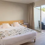 ホテル Les Grenettes 4*