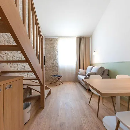 Les Grenettes Hotel