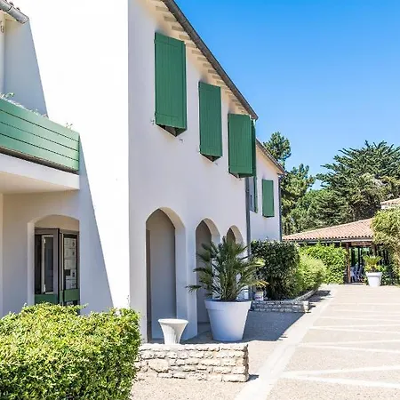 Les Grenettes Hotel 4*