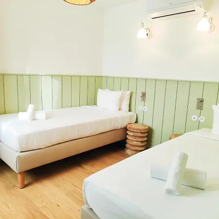 Les Grenettes Hotel