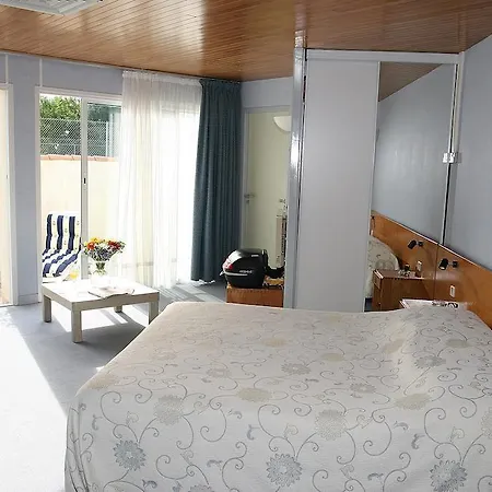 Hotel Les Grenettes 4*