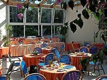 Hotel Les Grenettes 4*
