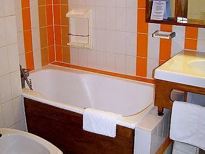 Les Grenettes Hotel
