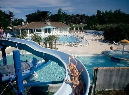 Les Grenettes Hotel 4*