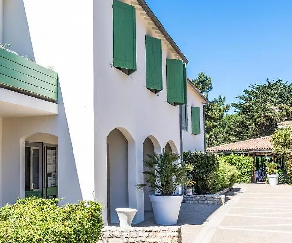 Les Grenettes Hotel 4*