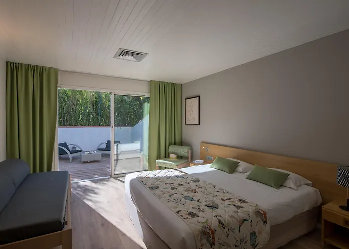 Les Grenettes Hotel 4*