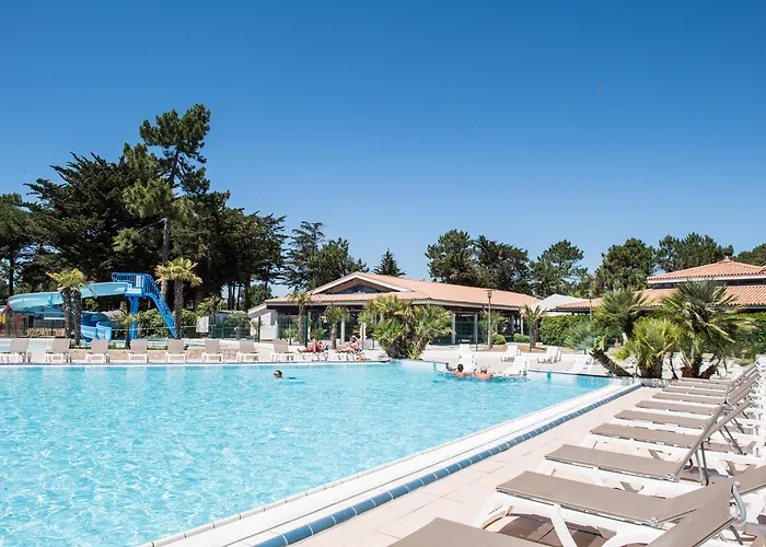 Hotel Logis Les Grenettes Sainte-Marie-de-Re