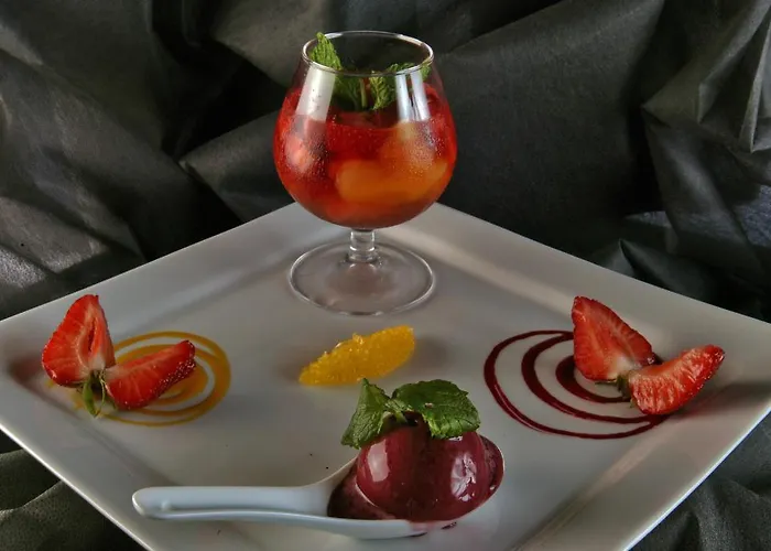 Hotel Logis Les Grenettes