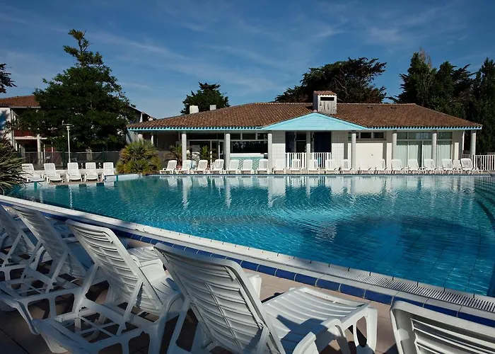 Logis Les Grenettes 4*