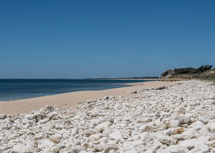 Logis Les Grenettes 4*