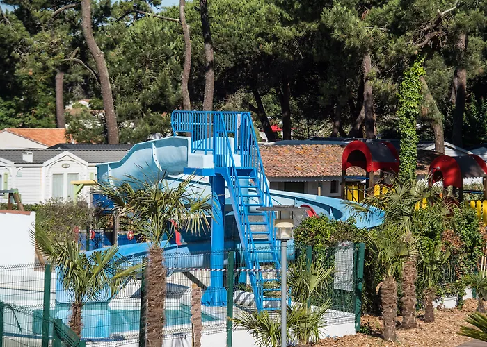 Hotel Les Grenettes 4*